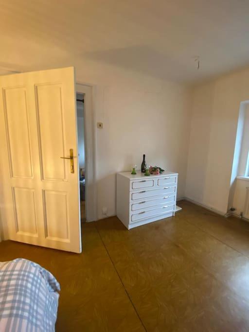 Flat In The House & Dog Friendly * Praga